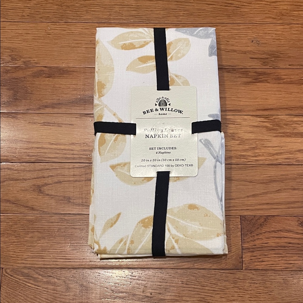 Bee & Willow Leaf Print Napkin Set
